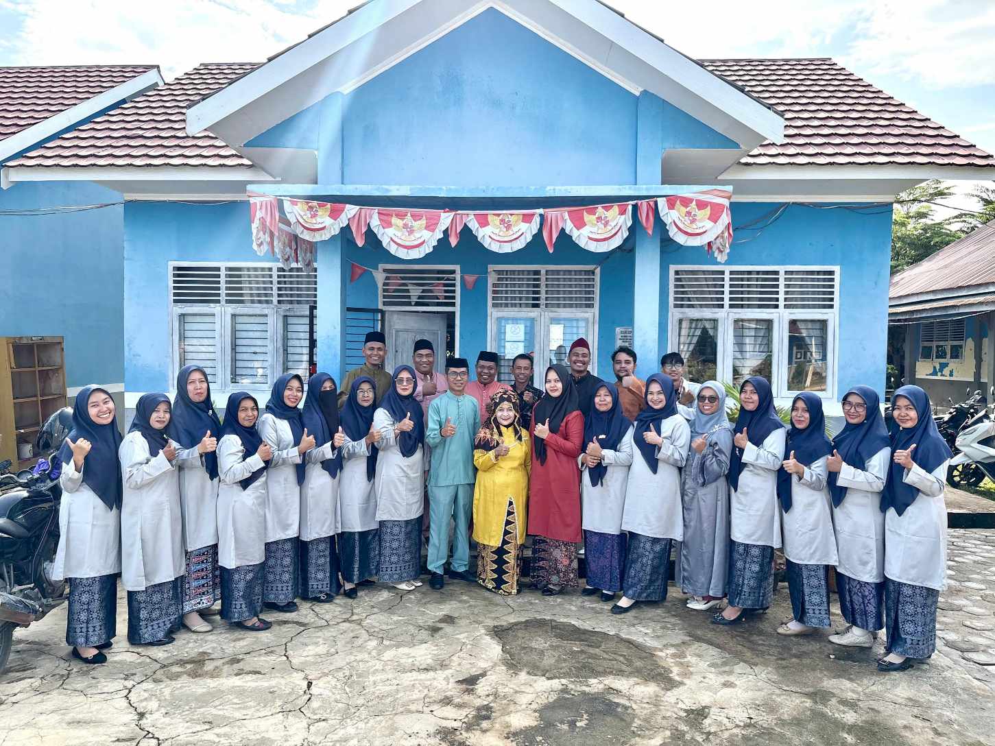 SMA Negeri 8 Tanjung Jabung Timur Gelar Upacara dan Sampaikan Ucapan HUT Provinsi Jambi ke-69