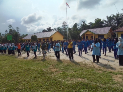 HUT ke-22 SMA 4 Tanjabtim Pecah! Senam Sehat Bareng SMP se-Dendang, Doorprize Bikin Heboh