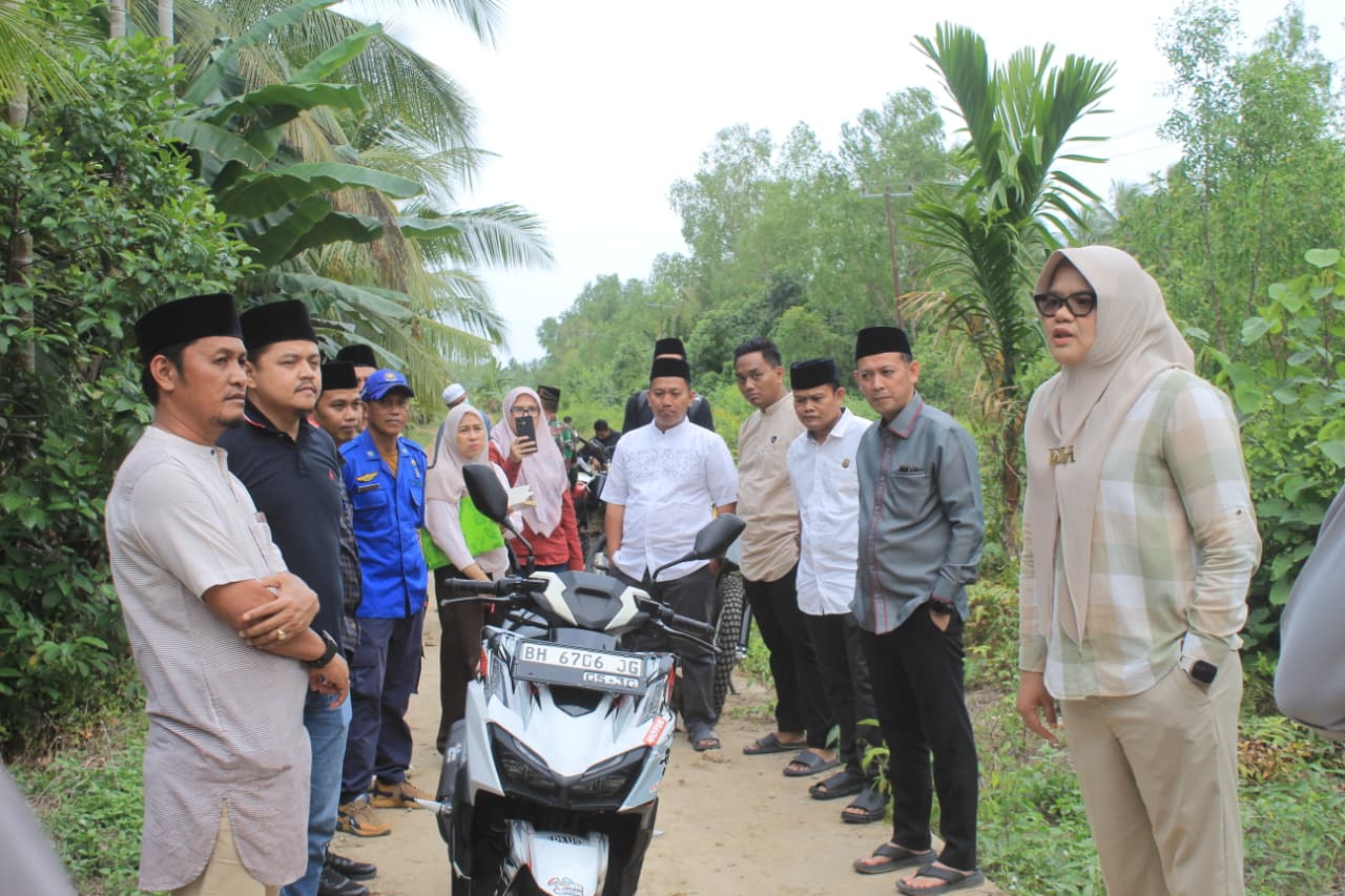 Kawal Aspirasi Rakyat, DPRD Dapil II Tinjau Langsung Proyek Pembangunan Desa